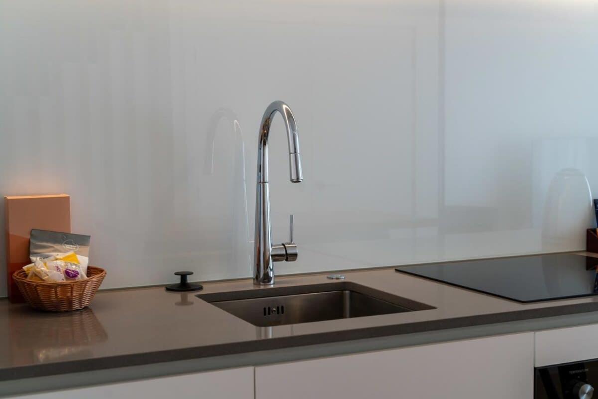 Alps And Lake Retreat Wanaka Albert Town Bagian luar foto